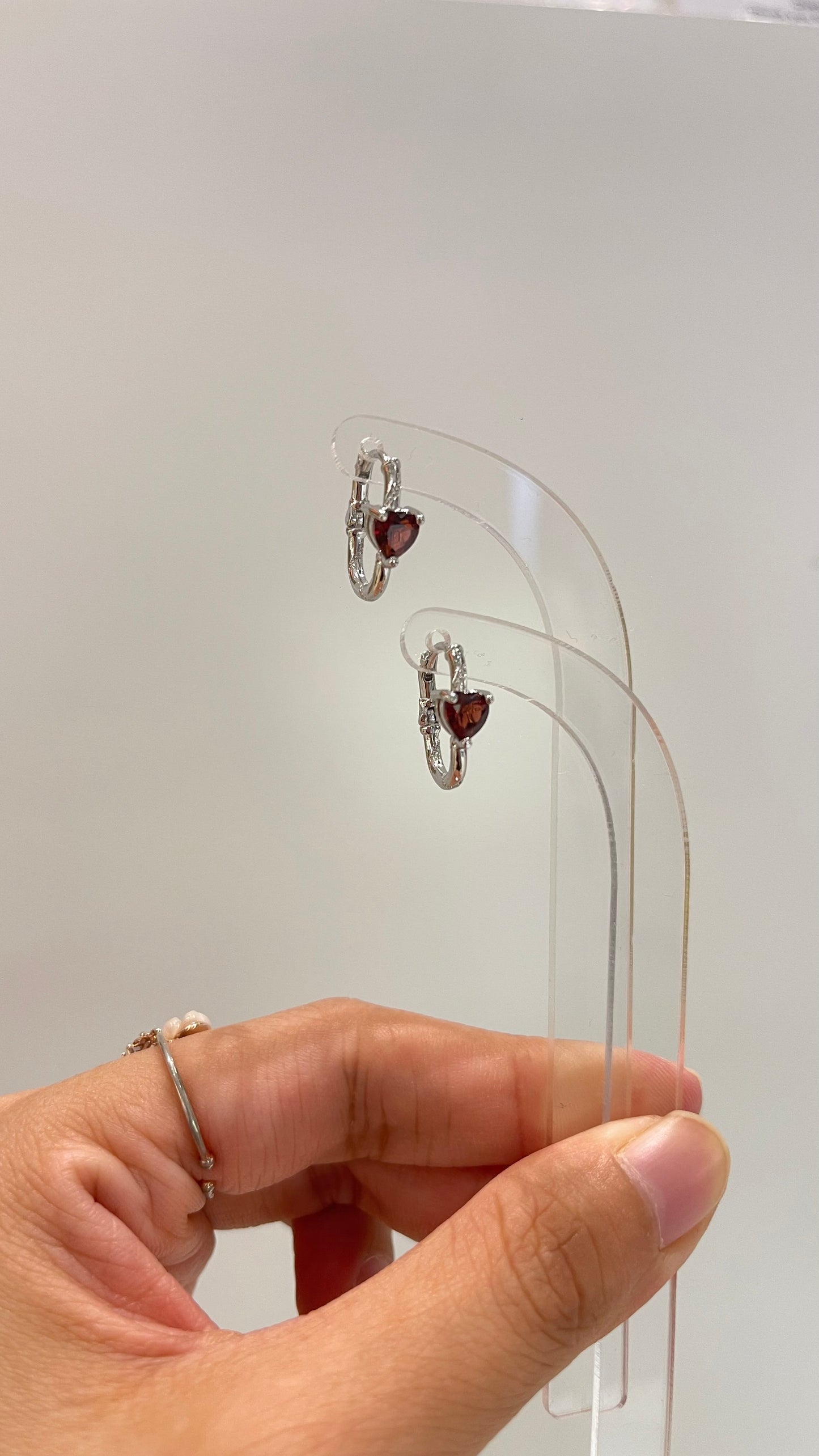 E2238 | Red Garnet