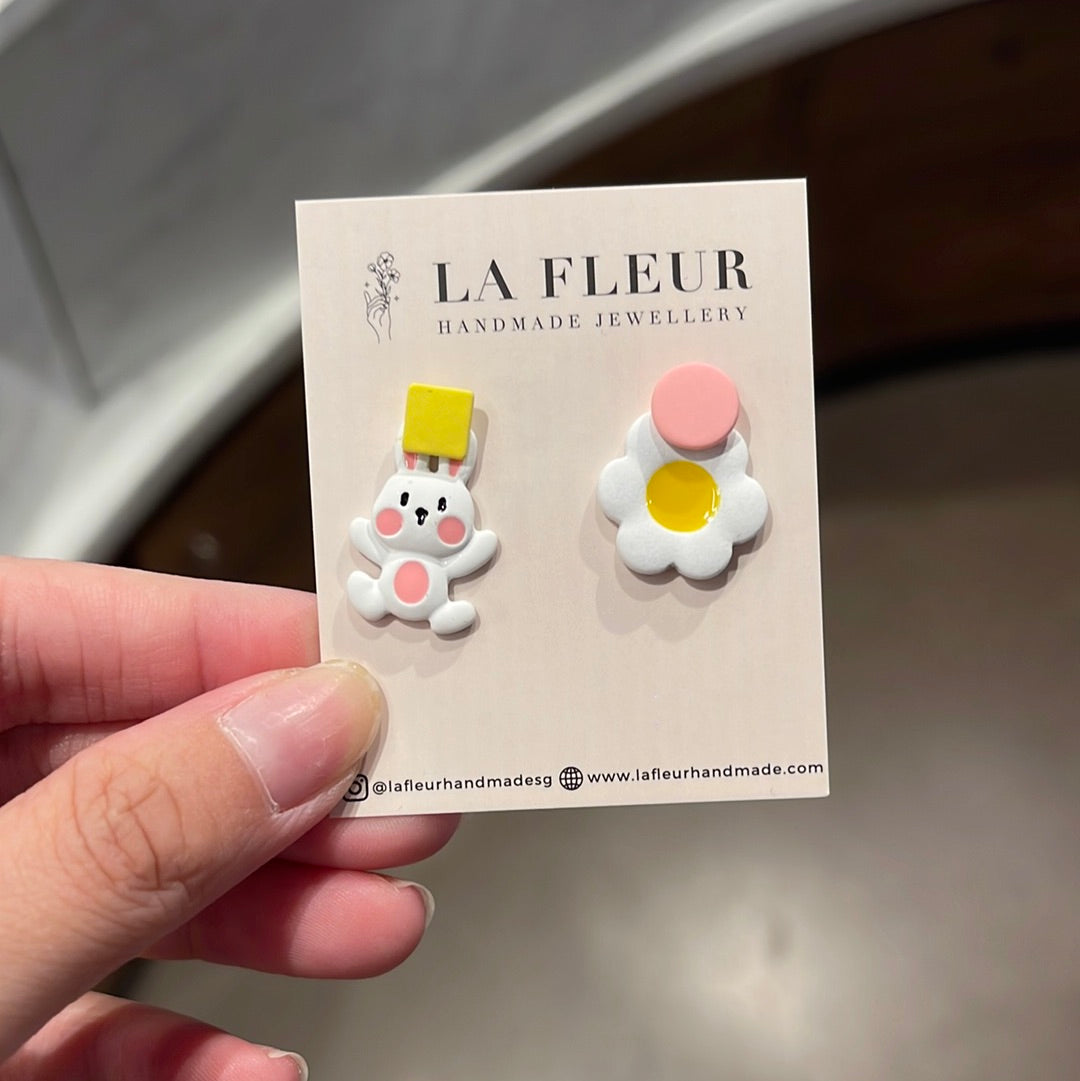 E2143 | Easter Bunny Earrings