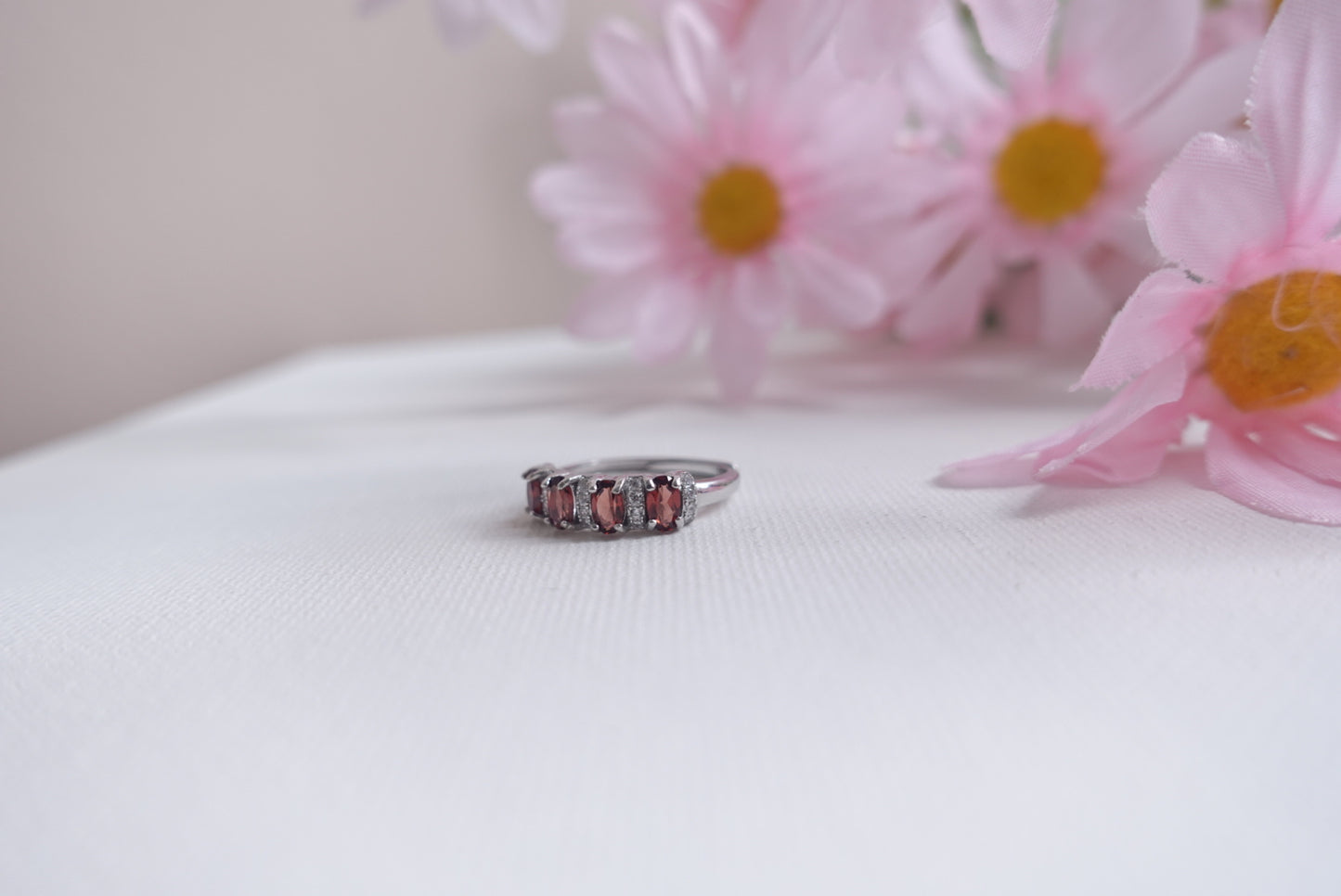 R0192 | Red Garnet