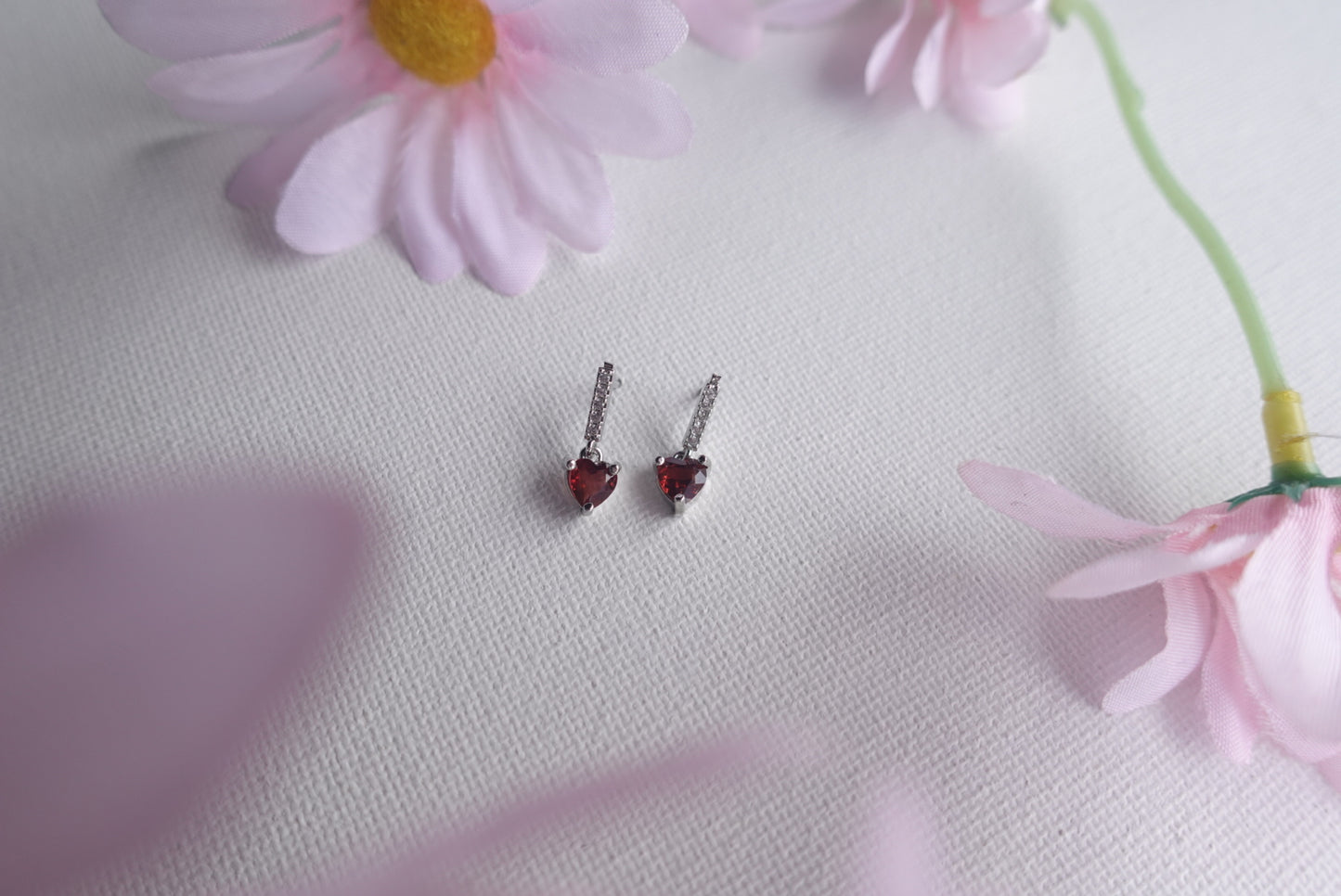 E2208 | Red Garnet Earrings