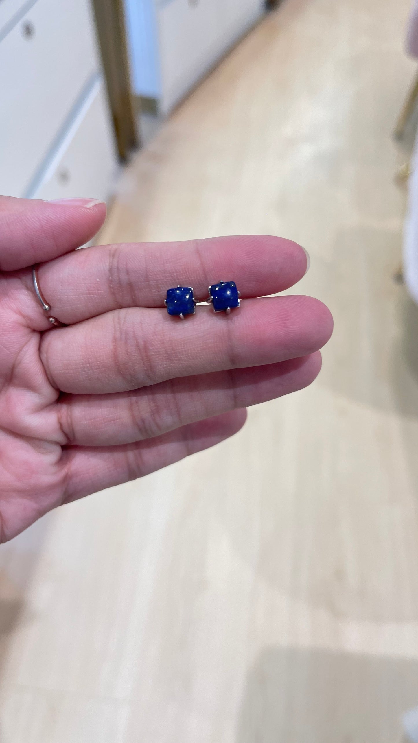 E2227 | Lapis Lazuli
