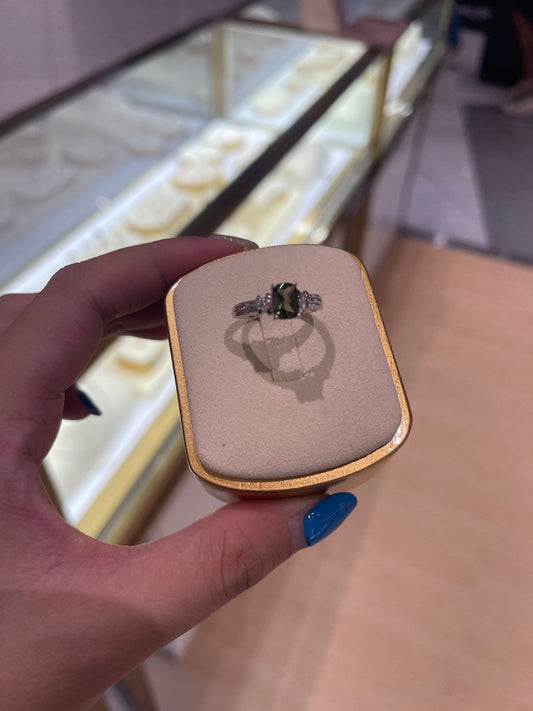 R0200 | Moldavite | White Topaz