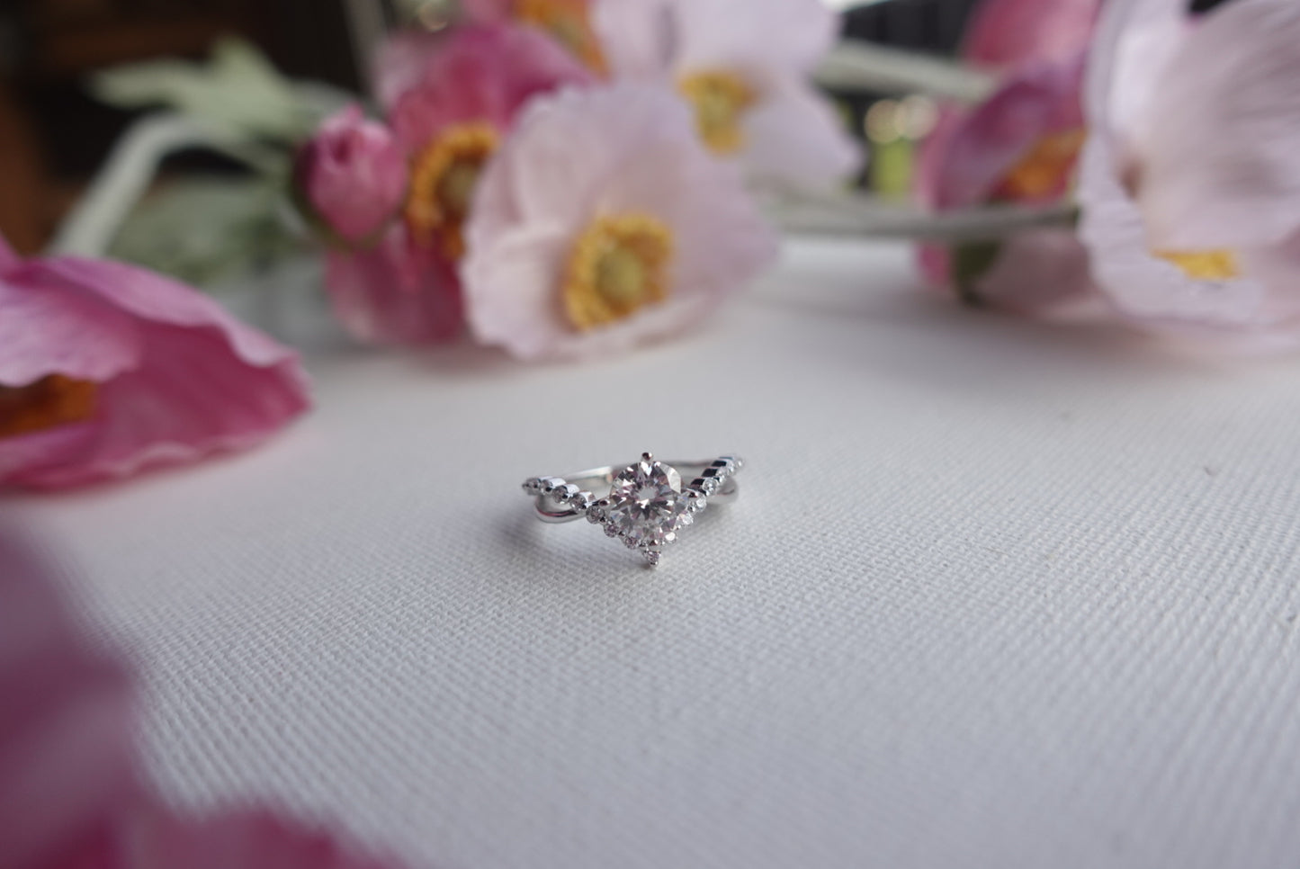 R0208 | Moissanite