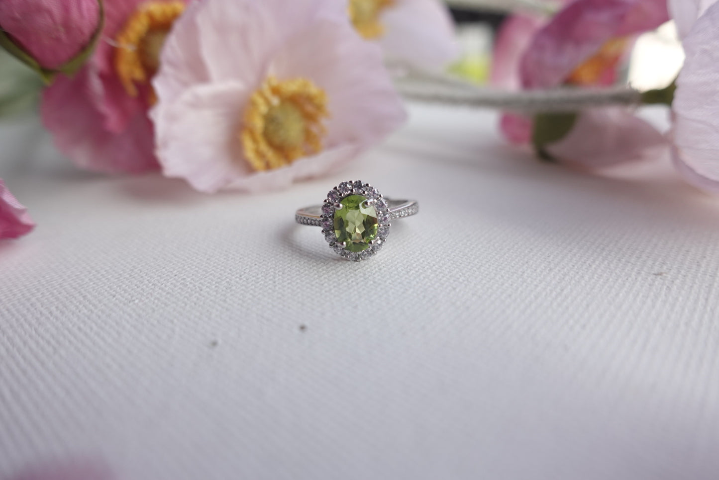 R0204 | Peridot