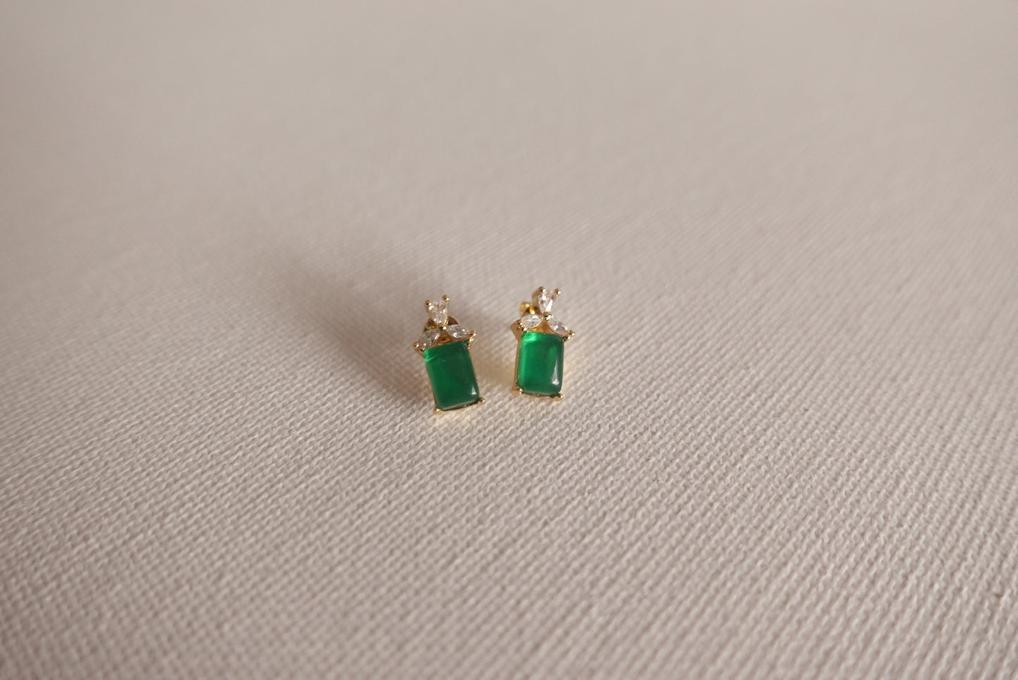 E2186 | Type A Green Cabochon Jade Earrings