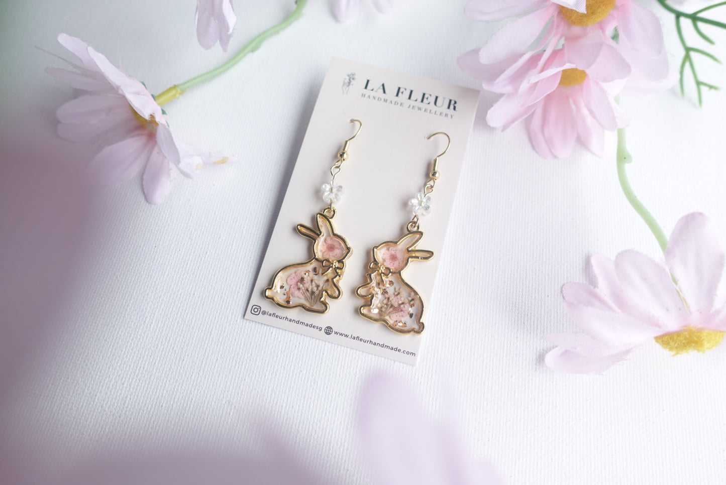 RE1367 | Easter Bunny Real Flower Earrings