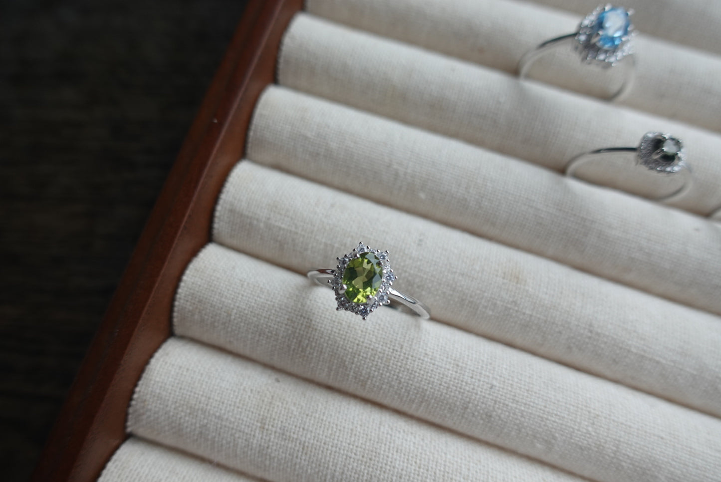 R0213 | Peridot