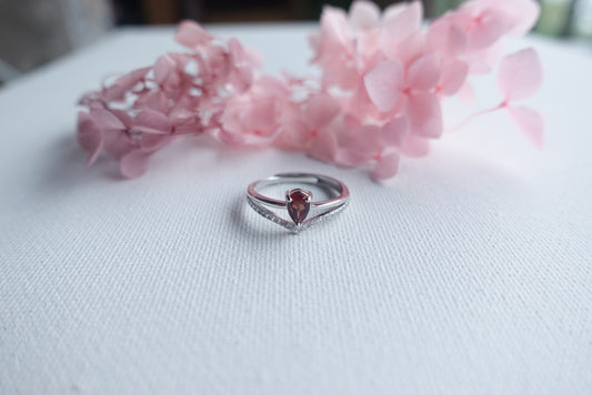 R0210 | Red Garnet