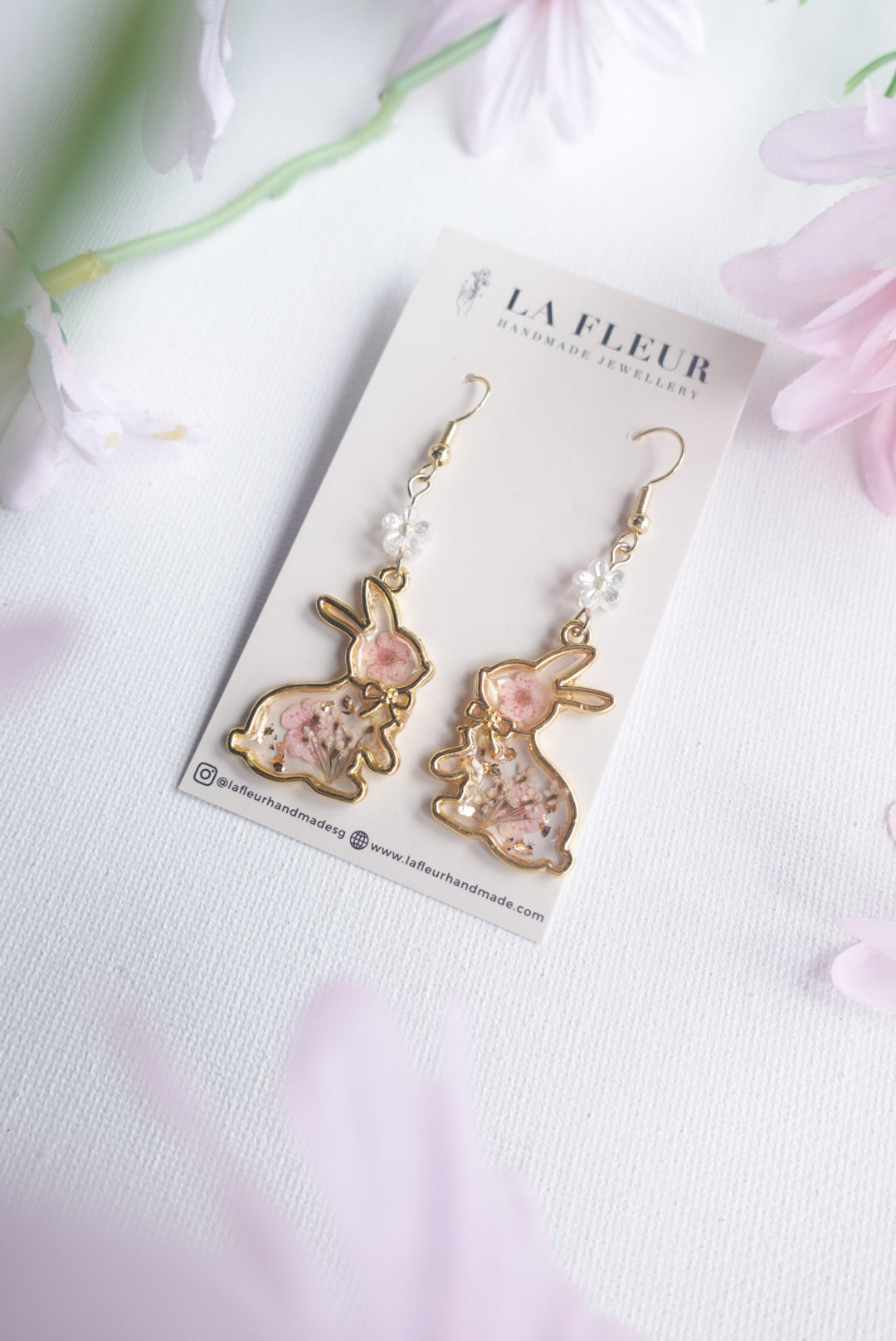 RE1367 | Easter Bunny Real Flower Earrings