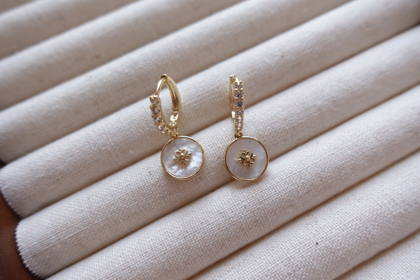 E1715 | L'Amore Mother of Pearl Jewelry