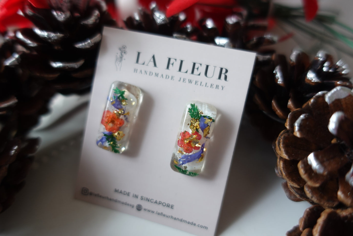 RE1345 | Joy to the World Christmas Earrings
